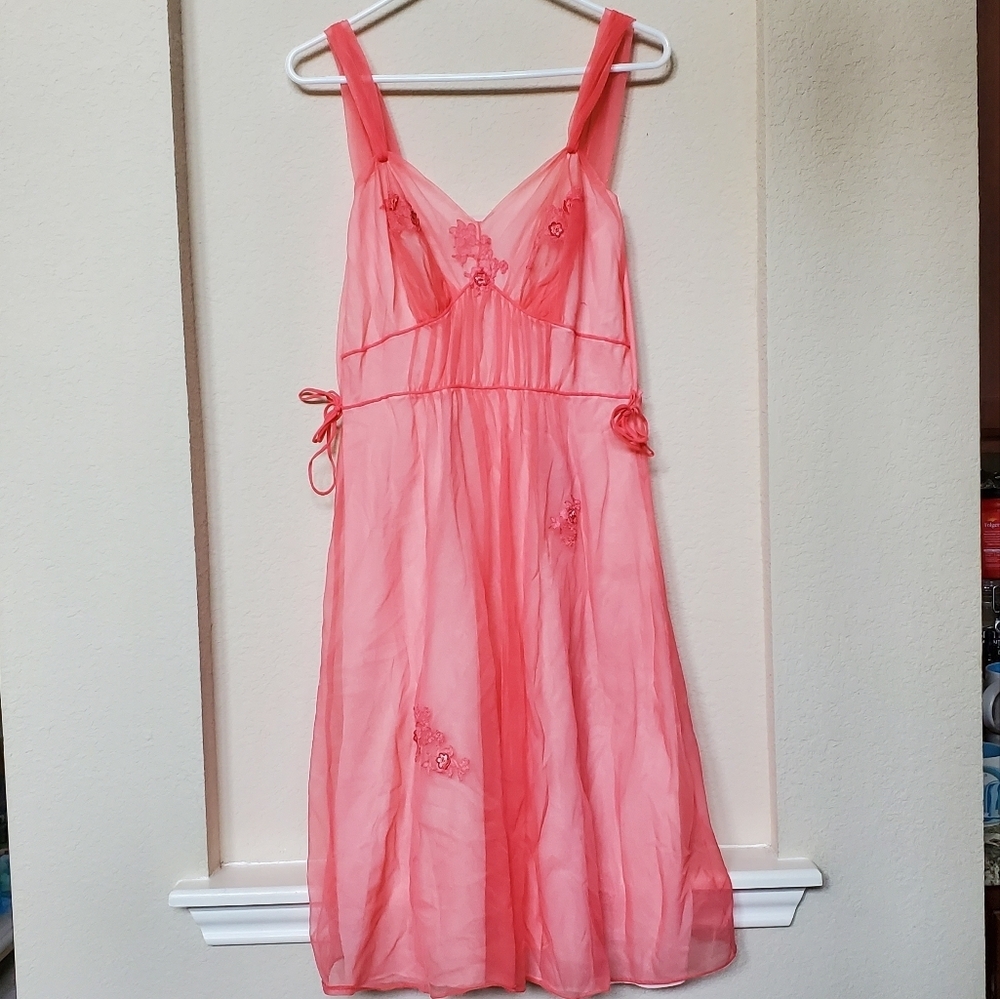 Vintage Short Lined Sheer Gown With Floral Appliques.  Size 36 Bust